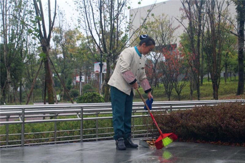 丹江口物业：在社区服务中追求卓越